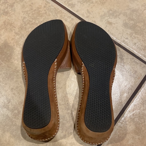 Enzo Angiolini wedge slides 8 1/2 - Picture 5 of 7